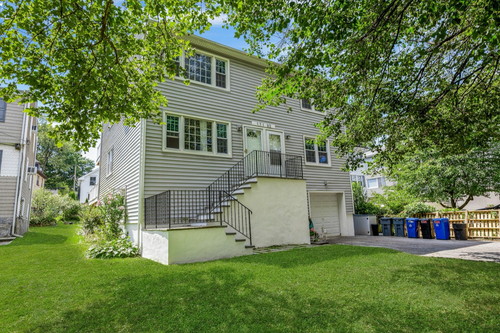 171.5 Henry Street — Unit B 1