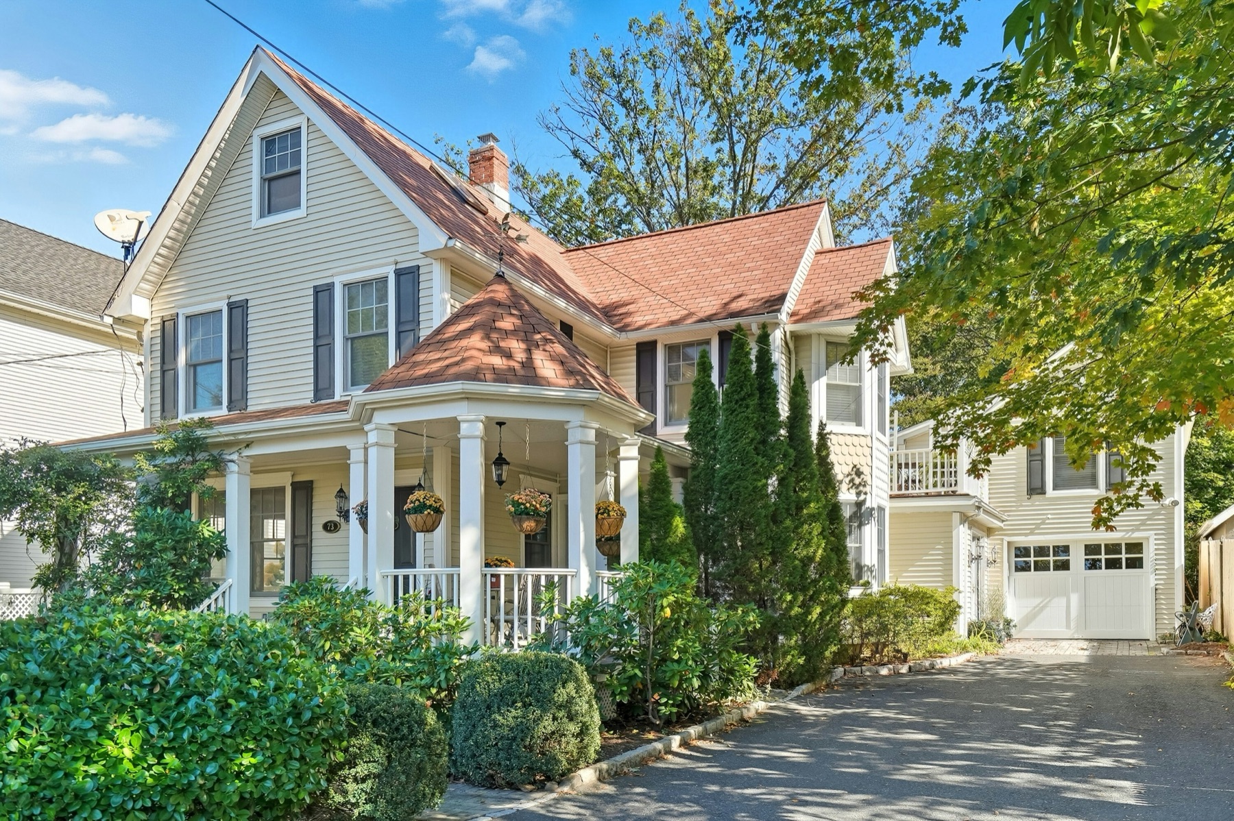 73 Mead Avenue
